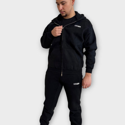 Collection image for: Мъжки Дрехи - Премиум колекция за Спорт и Ежедневие