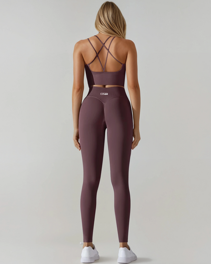 ПРЕДПРОДАБА: Клин HUG ME - Кафяв - Налично от 10.12