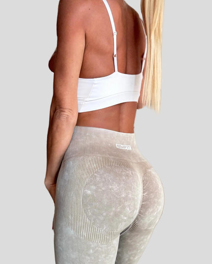 Клин с мрежа (Релеф) - Сив