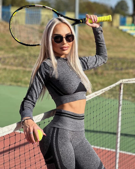 Бюстиета, потници, тениски, блузи, горнища